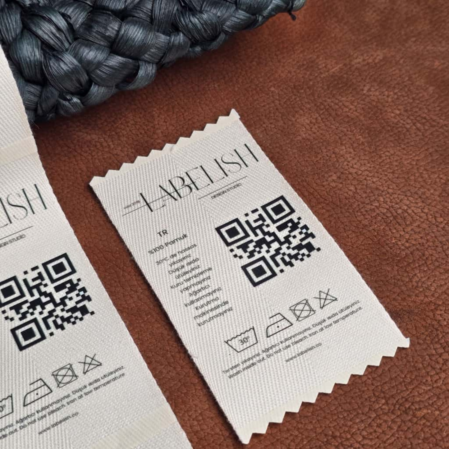 Özel Pamuk Etiket - Logo, Bakım Talimatı ve QR Kod